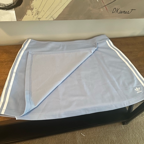Adidas Sky Blue Skirt with White Accents - Picture 5 of 6